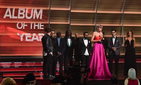 Taylor sindir abis Kanye West di Grammy Awards 2016 ©AFP