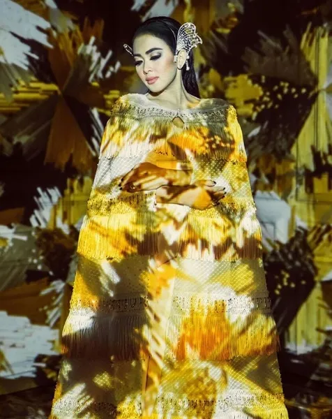Aksesoris rambut inilah yang ditaksir oleh Paris Šinstagram/princessyahrini