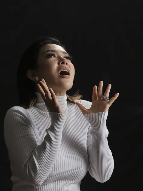 Mantan Syahrini