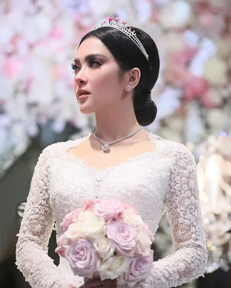 Penampilan Syahrini