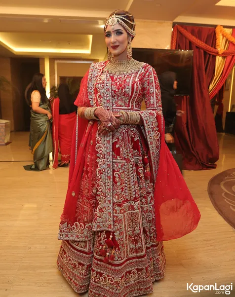 Baju Dibeli di India
