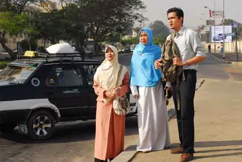 KETIKA CINTA BERTASBIH