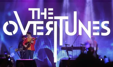 The Overtunes Tampil