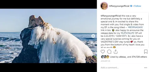 Album Tiffany Young