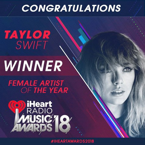 Taylor Swift menang Female of the Year © iHeart Radio