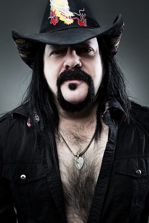 Vinnie Paul, mantan drummer Pantera meninggal dunia di usia 54 tahun© facebook.com/Pantera