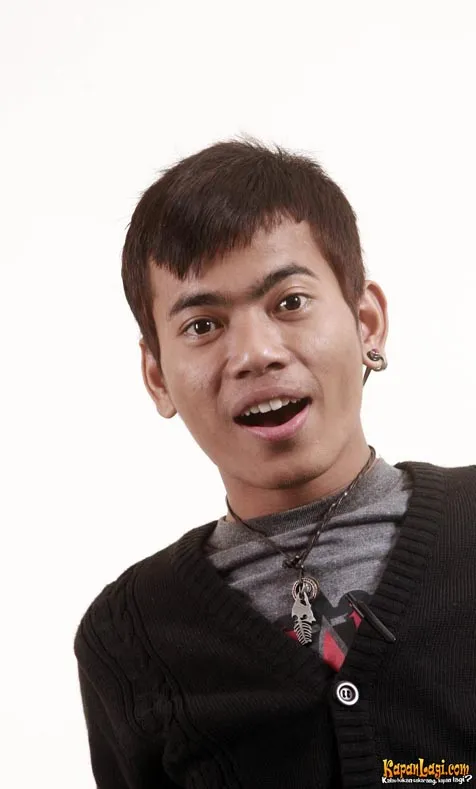 Pernah Berharap, Band Menjadi Solusi Bagi Aris