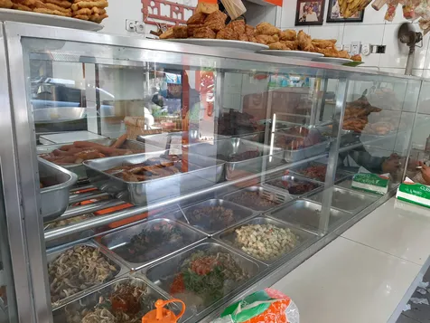 Yang Jadi Pelanggan