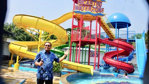Sederet Lomba di Ricastro Waterzone