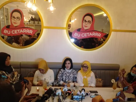 Mulai Terbiasa Masak untuk Suami
