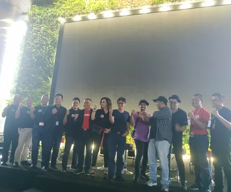 Musisi lintas genre