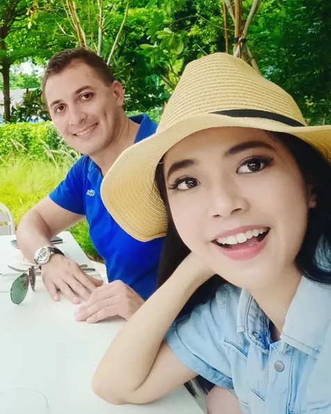 Emoji Cinta