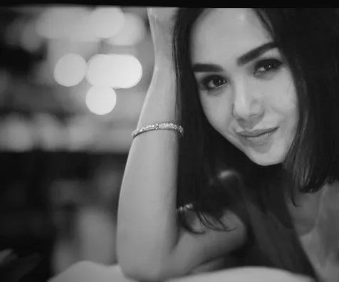 Yuni Shara
