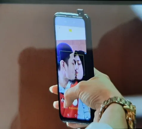 Memang Romantis