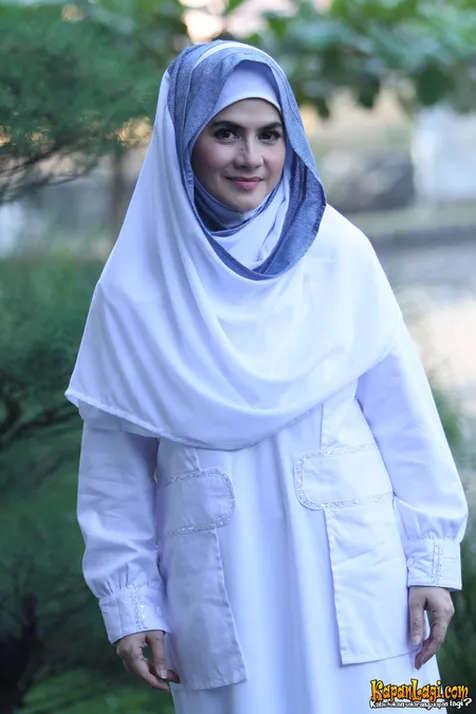 Semua Tentang Astri Ivo Muda Terupdate