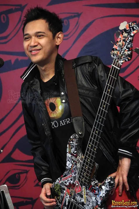 Galeri Foto Bondan Prakoso Foto Terbaru Foto Populer Kapanlagi Com<script async src=