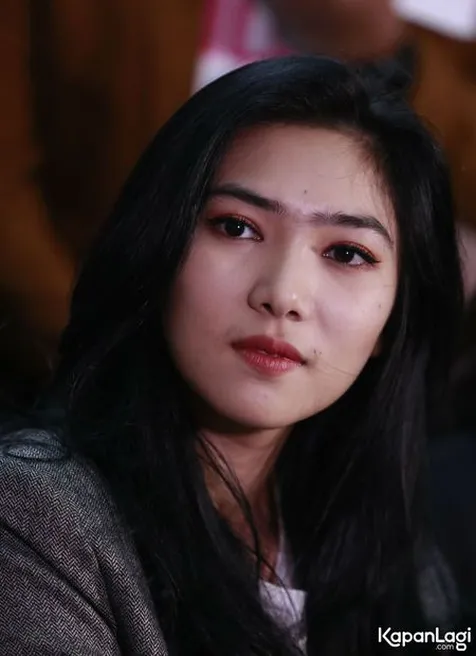 Galeri Foto Isyana Sarasvati Foto Terbaru Foto Populer Kapanlagi Com