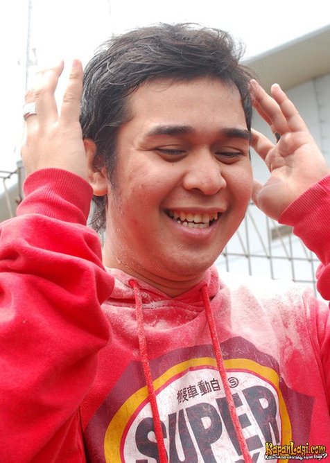 Galeri Foto Olga Syahputra Foto Terbaru Foto Populer Kapanlagi Com