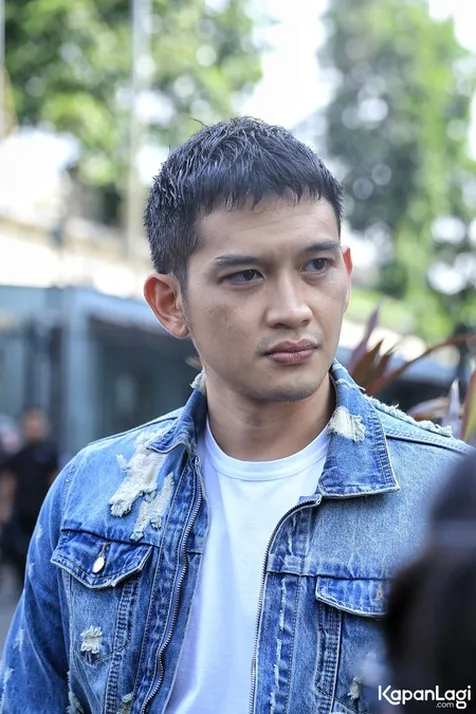 Galeri Foto Rezky Aditya Foto Terbaru Foto Populer Kapanlagi Com