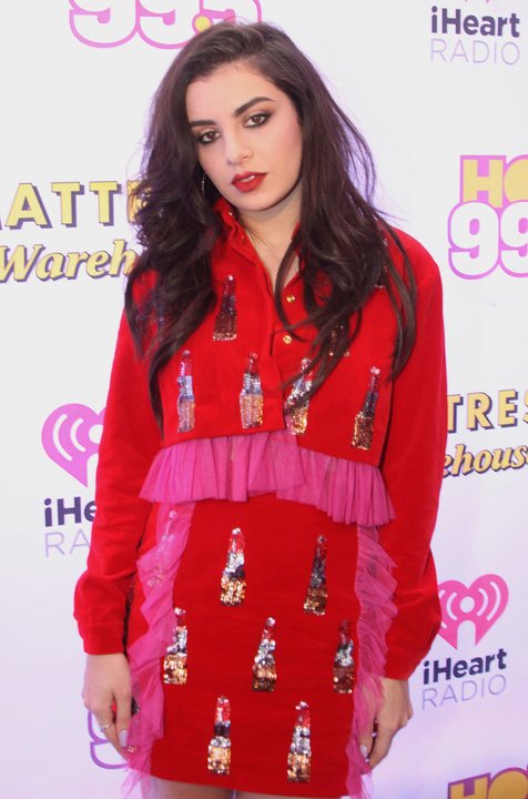 Charli XCX © Fameflynet