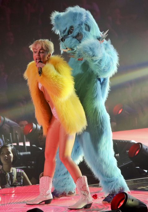 Miley Cyrus  di BANGERZ TOUR ©fameflynet