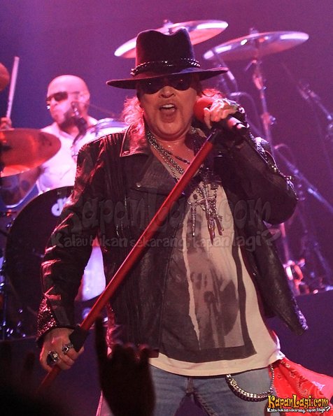 Axl Rose belum mau bicara soal reuni Guns N' Roses @KapanLagi.com