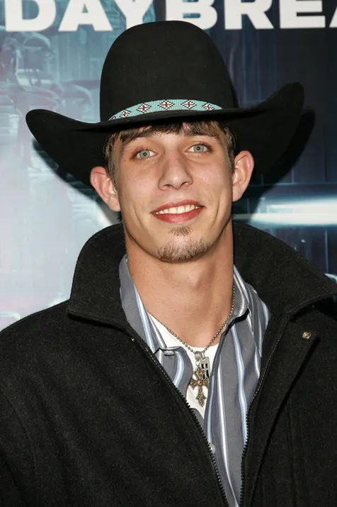 Galeri Foto Jb Mauney, Foto Terbaru 