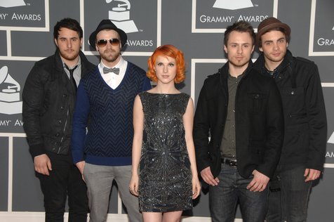 Hayley Williams bersama Paramore. Foto: Shutterstock