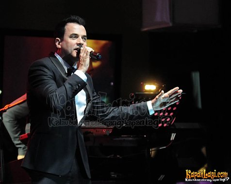 Bukan cuma senang, Tommy Page sampai anggap Angel Pieters cucunya sendiri ©KapanLagi.com