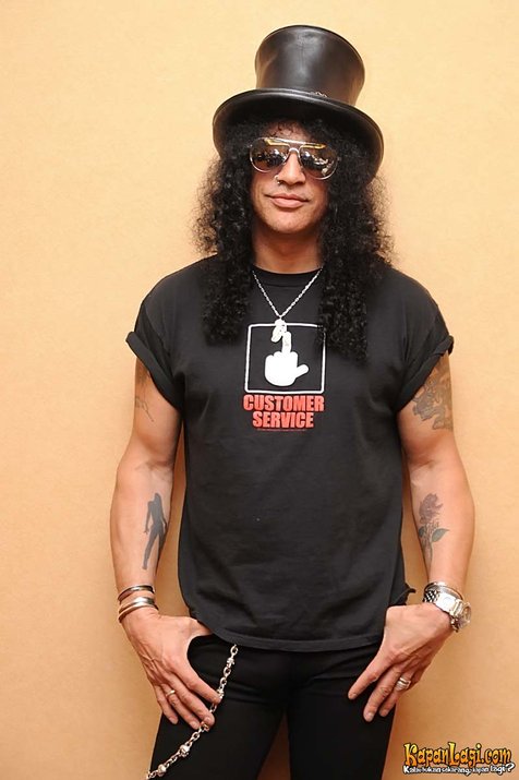 Slash @KapanLagi.com