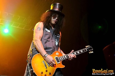 Slash. ©KapanLagi.com