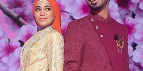 10 Potret Manis Uyaina Arshad Dan Ummi Like Mother Like Daughter
