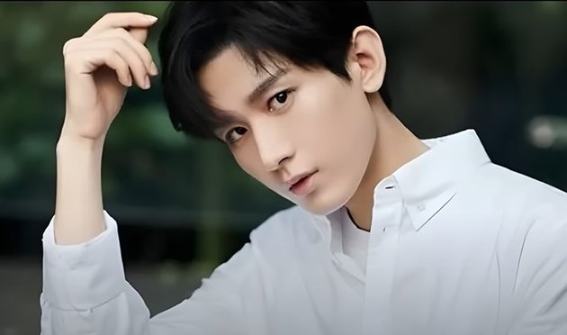 10 Most Handsome Chinese Actors in 2023, Including Lin Yi, Dylan Wang and Chen Zheyuan