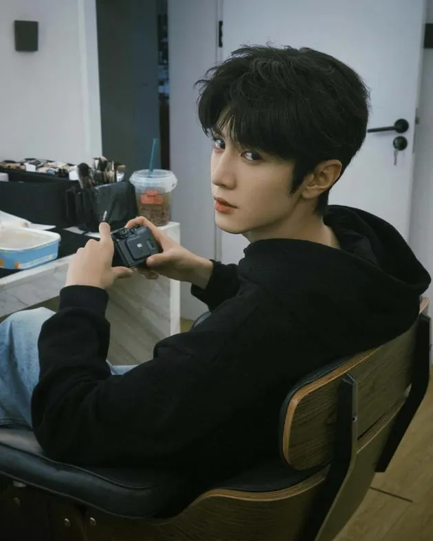 Chen Zhe Yuan, Pesona 180 cm dari Shenzhen yang Kian Bersinar