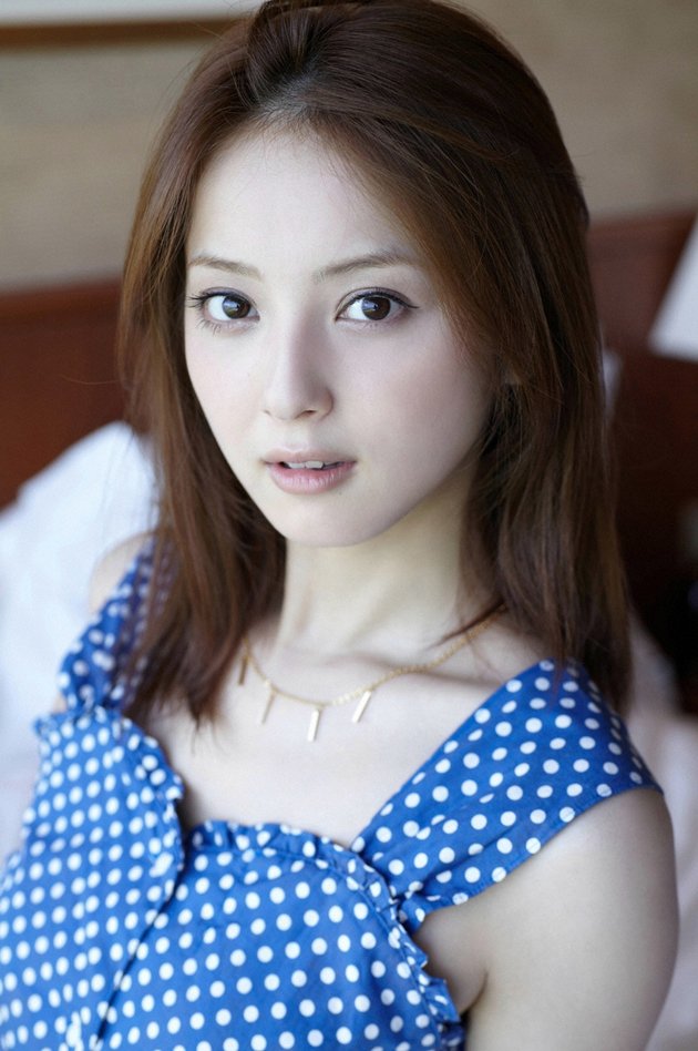 10 Aktris Jepang Yang Cantiknya Nggak Kalah Dengan Bintang Korea.
