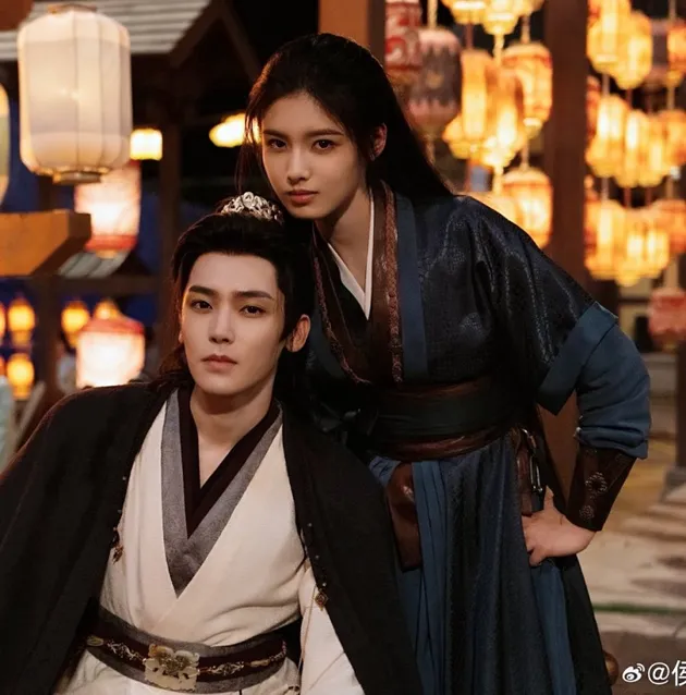 artis cantik lawan main Hou Minghao