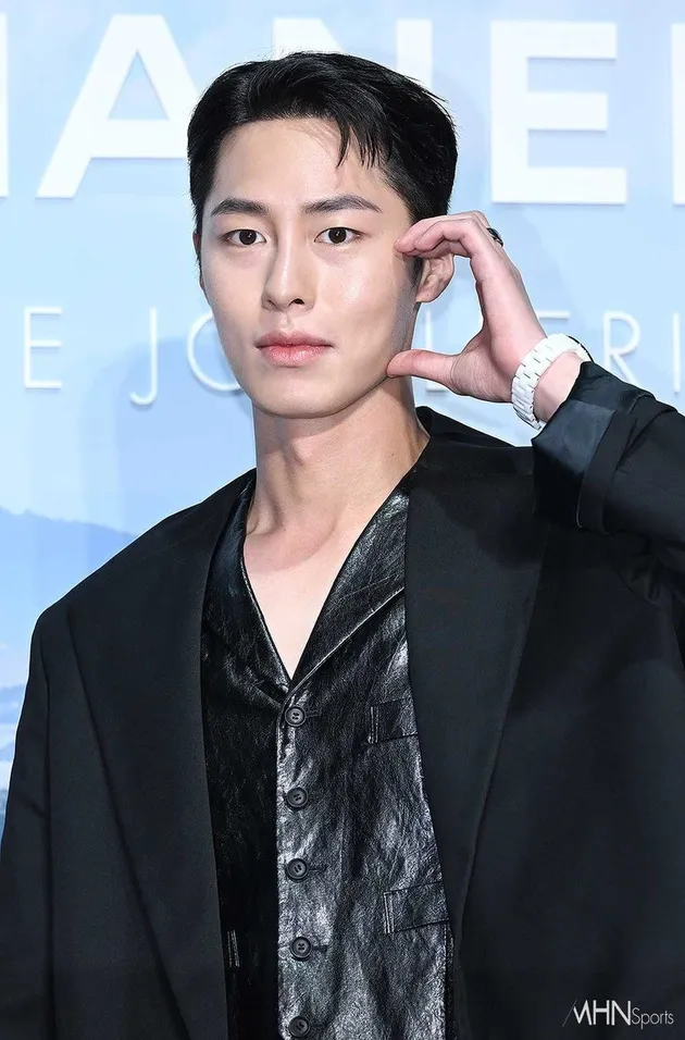 Bintang Drama di Acara Chanel