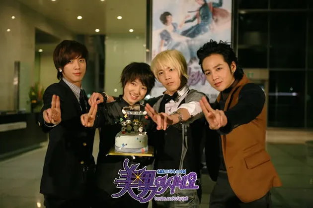 Pemain Drama Bombastis