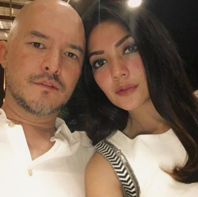 10 Photos of Alex Tian, Former Husband of Olla Ramlan, Happy with His Wife and 2 Beautiful Daughters