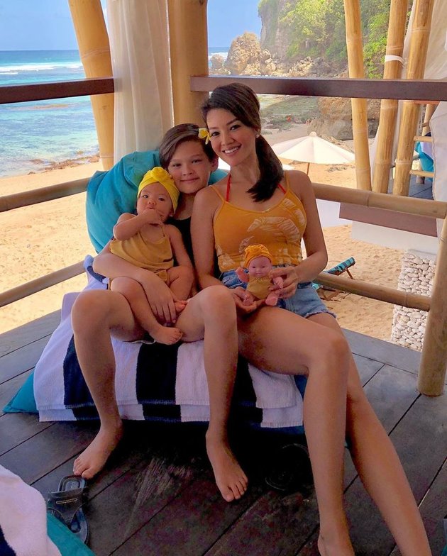 10 Beautiful Toddler Photos Allegedly of Farah Quinn's Daughter, Always Taken Everywhere