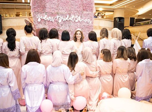 10 Photos of Jessica Iskandar's Bridal Shower with a Pajama Party Theme, Pink Decorations and Gift Distribution for Bridesmaids