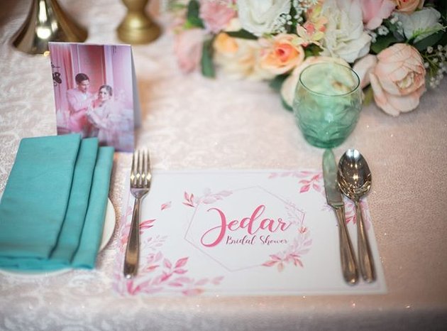 10 Photos of Jessica Iskandar's Bridal Shower with a Pajama Party Theme, Pink Decorations and Gift Distribution for Bridesmaids