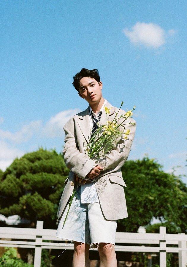 10 Handsome Photos of D.O. EXO for Solo Debut 'Rose', Super Cute in Oversized Clothes Like a Child Wearing His Father's Clothes