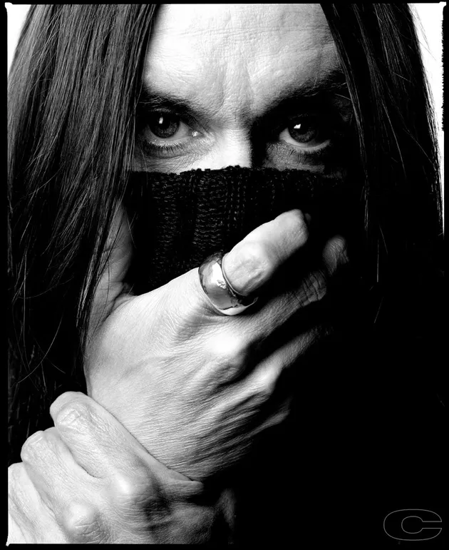 10 Foto Ikonik Para Musisi Legendaris