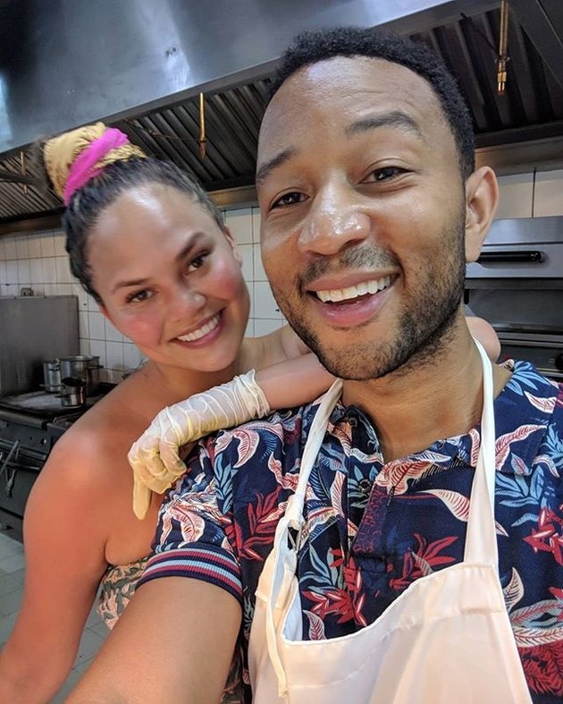 10 Photos That Prove John Legend is a Hot Daddy Worthy of Being the Sexiest Man in the World 2019