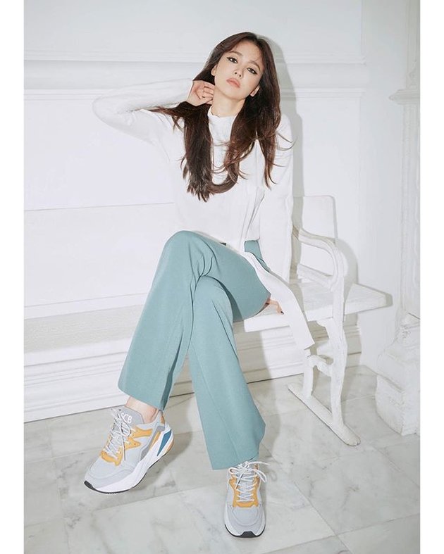 10 Latest Instagram Photos of Song Hye Kyo, Chic & Glamorous Photoshoot