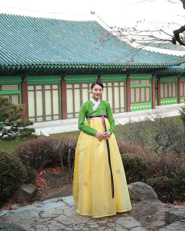 10 Photos of Claudia Kim's Wedding, Beautiful Korean Actress Star of 'FANTASTIC BEAST 2'