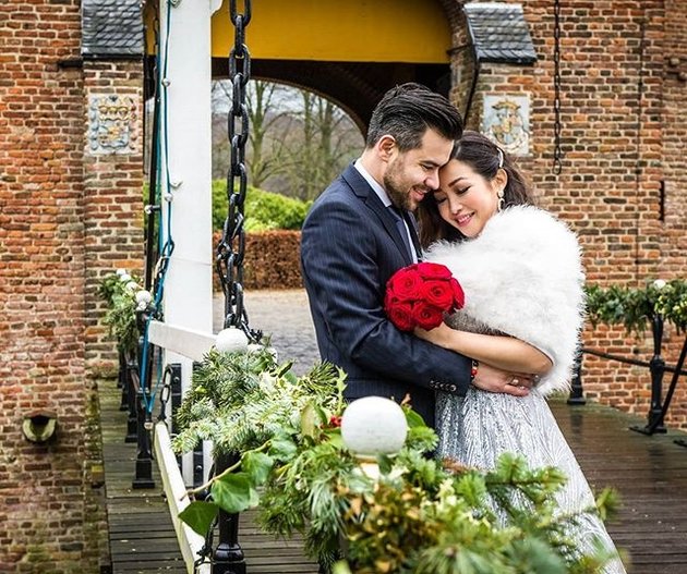 10 Photos of Prewedding Chef Marinka with a Handsome Mixed-Race Man, Very Sweet in the Netherlands!