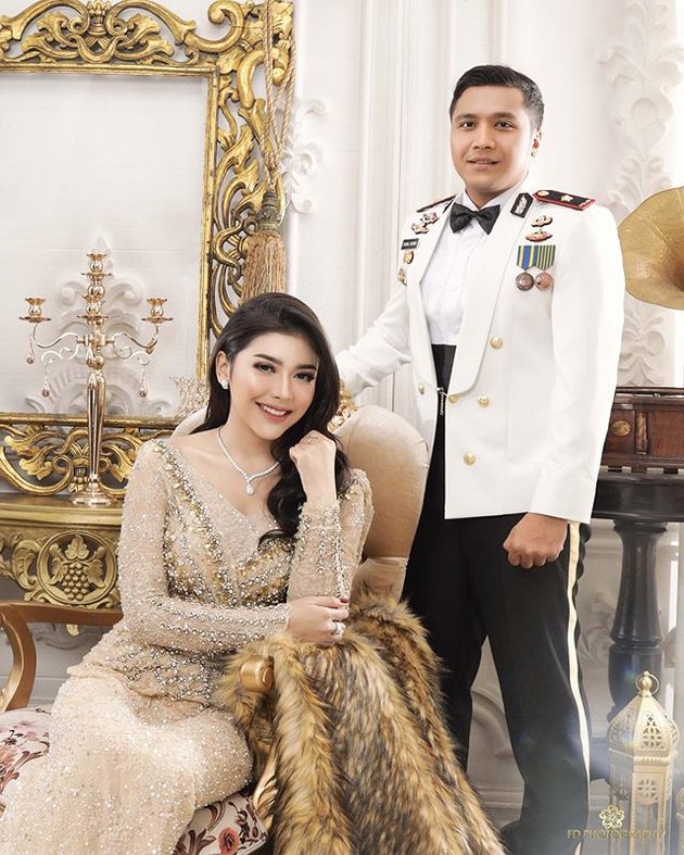10 Photos of Rica Andriana and Kompol Fahrul Sudiana, Former Kembangan Police Chief, Said to Only Date for 2 Weeks Before Deciding to Get Married