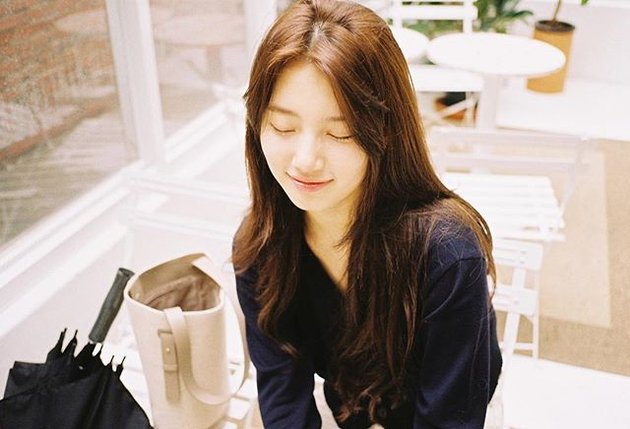 10 Photos of Suzy's Real Face Without Makeup, Beautiful & Radiant!